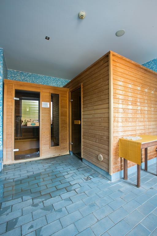 Zichy Park Hotel Bikacs Luaran gambar